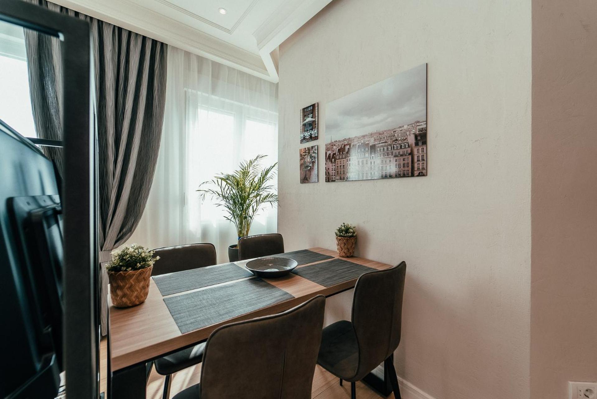 Biarritz Luxury Apartments view 4