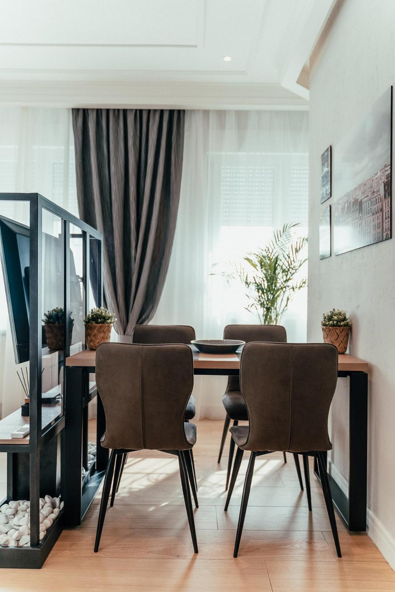 Biarritz Luxury Apartments view 3
