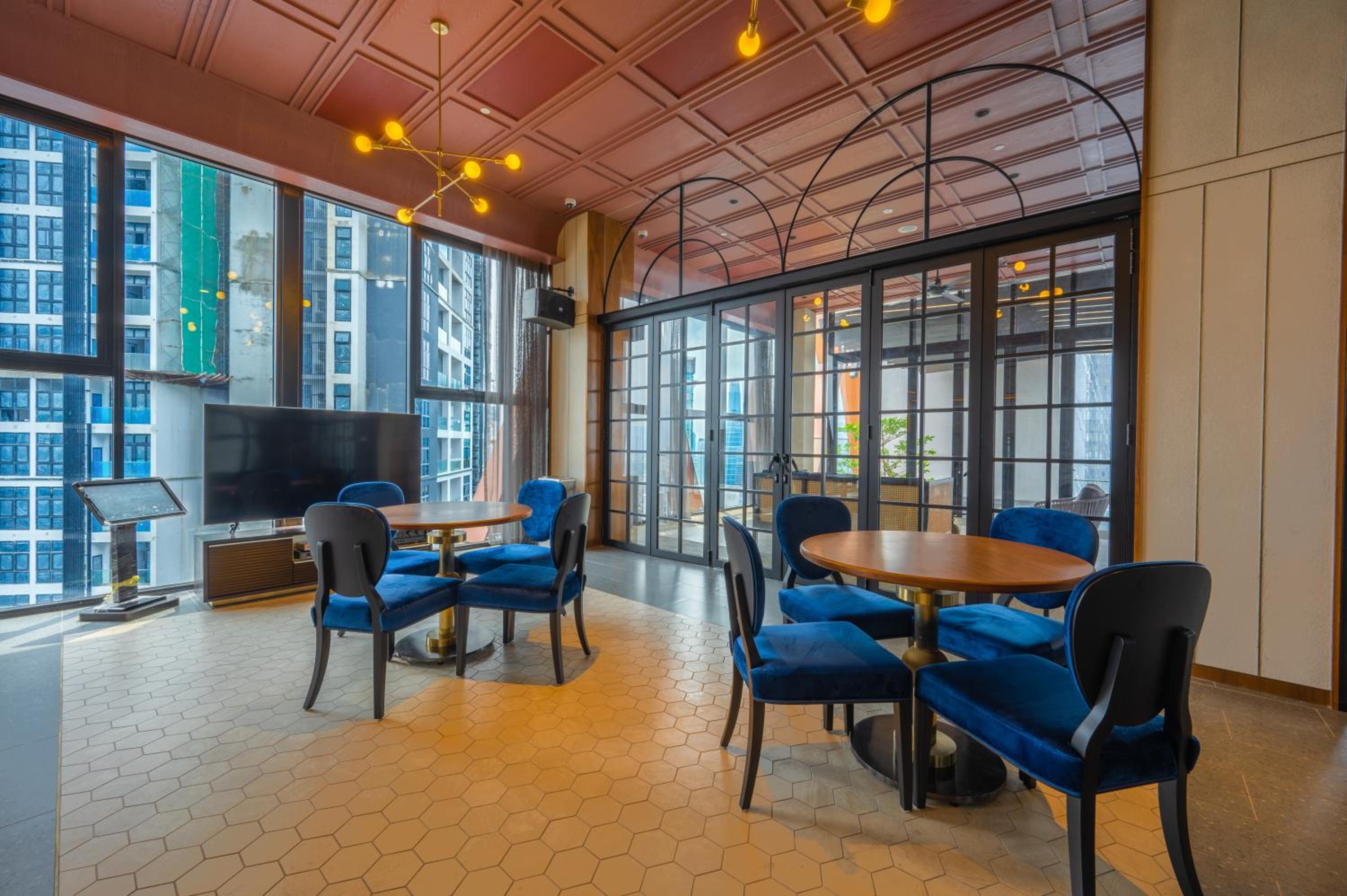 Greystone Scarletz Suites