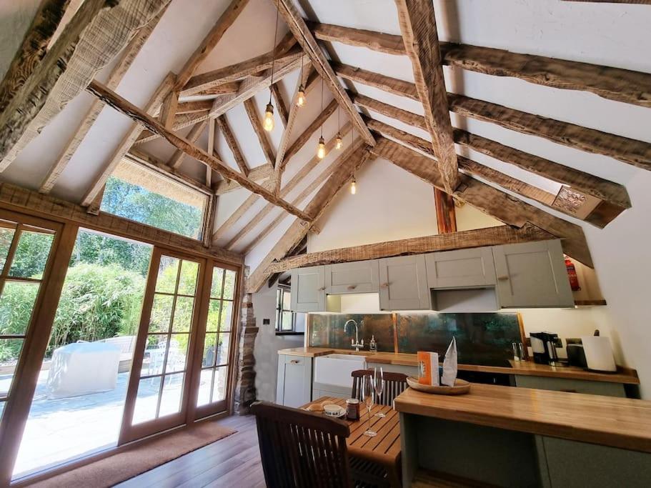 Little Thatch