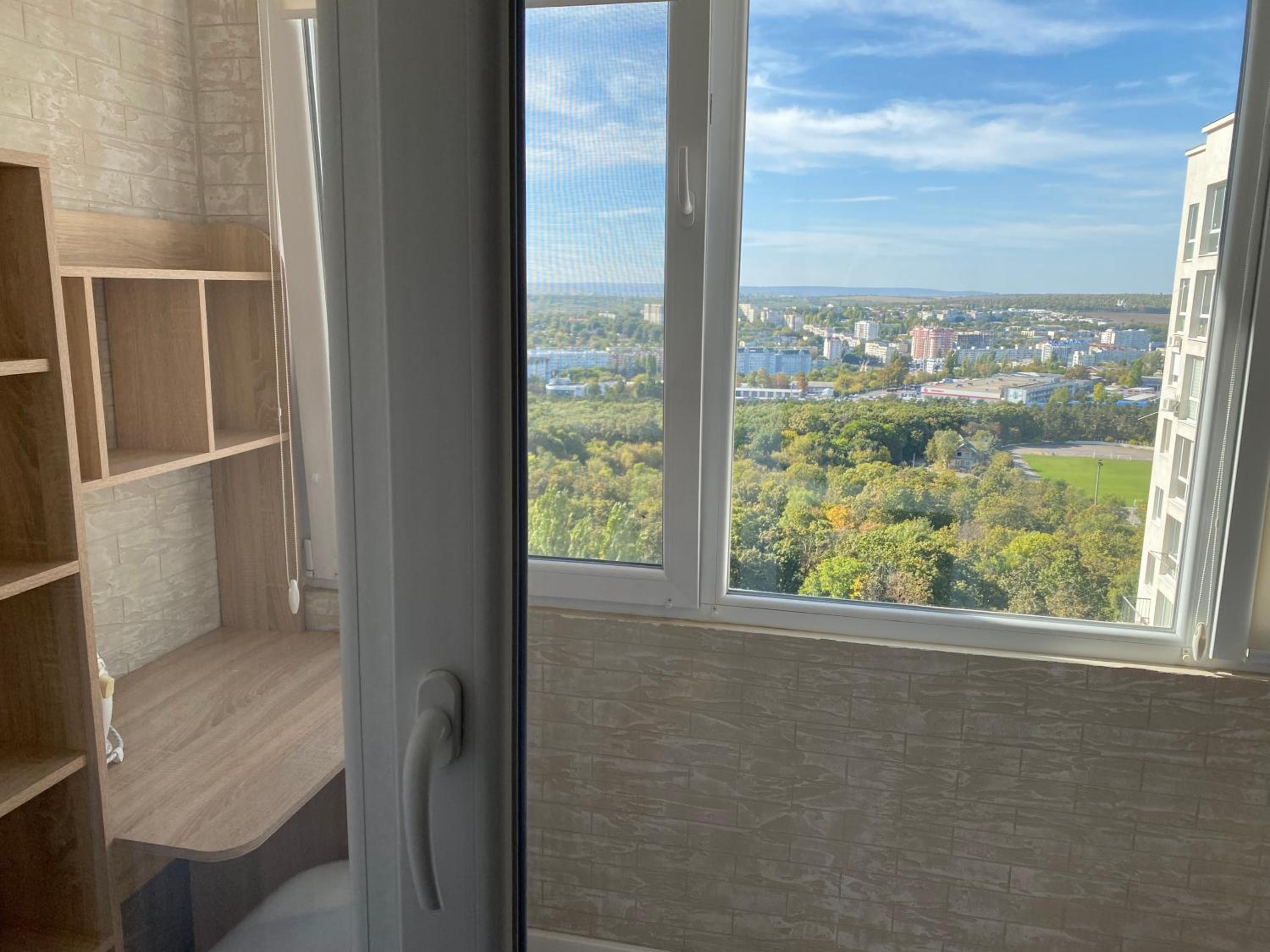 Zoe’s cozy apartment view 3