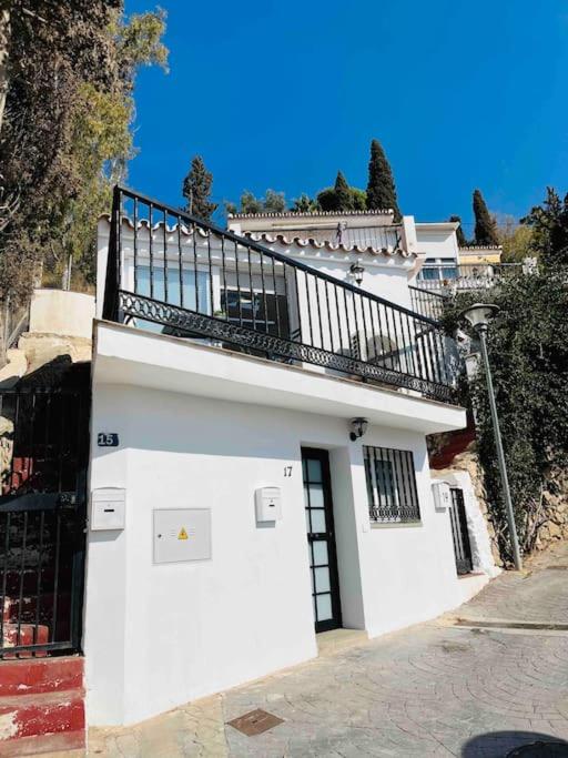 NEW Duplex studio with sea views