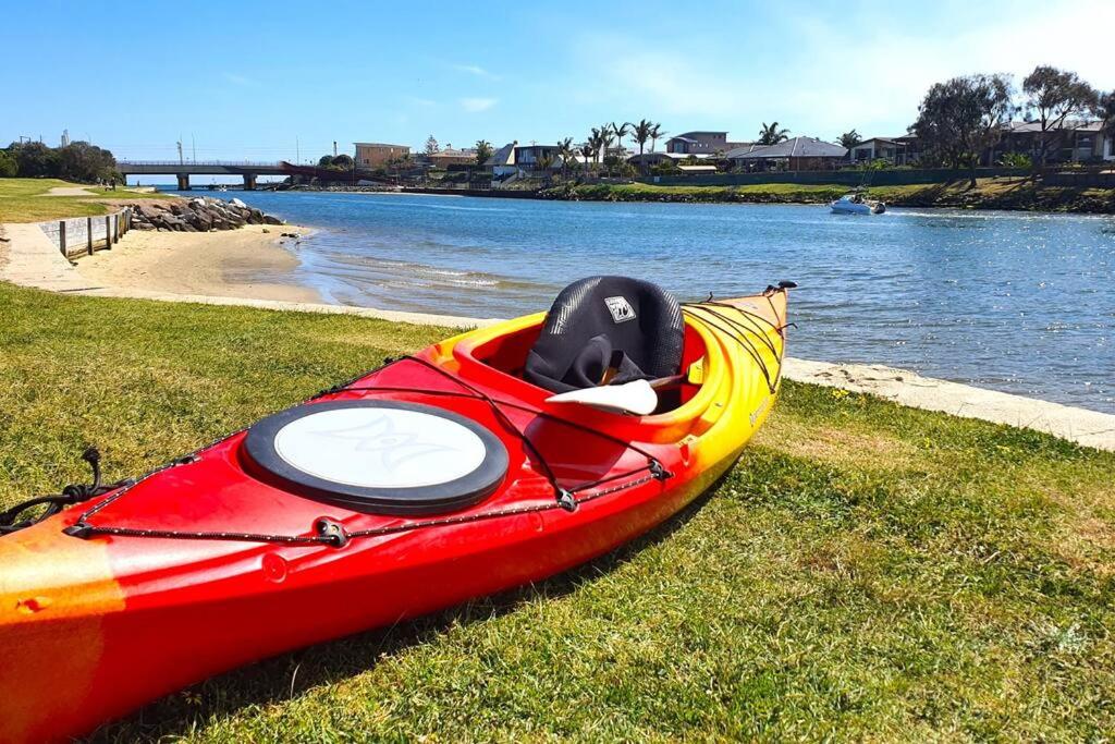 Marina Magic Getaways - Your Waterfront Retreat