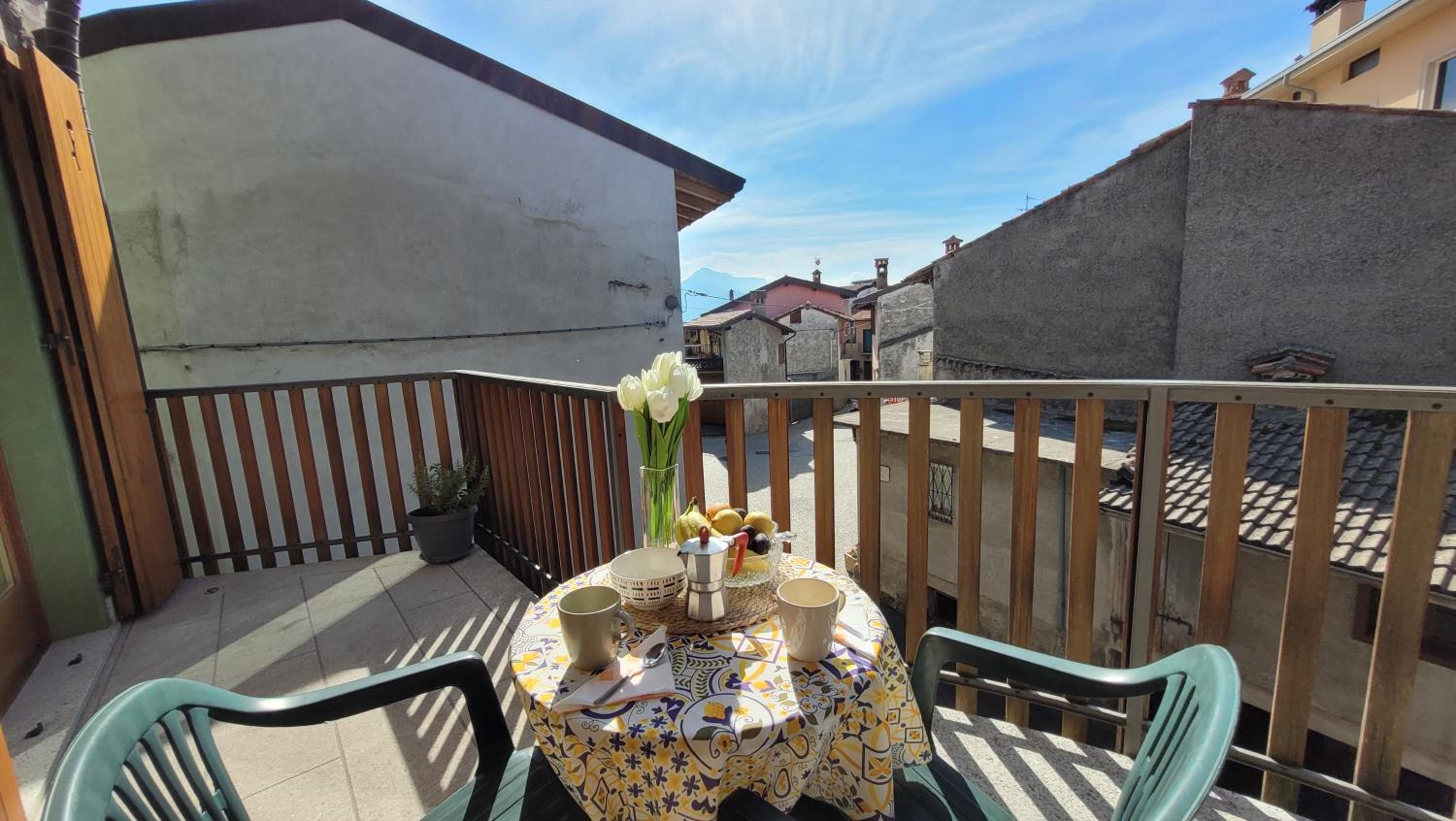 La casa nel Borgo Mountain Lake Iseo Hospitality view 3