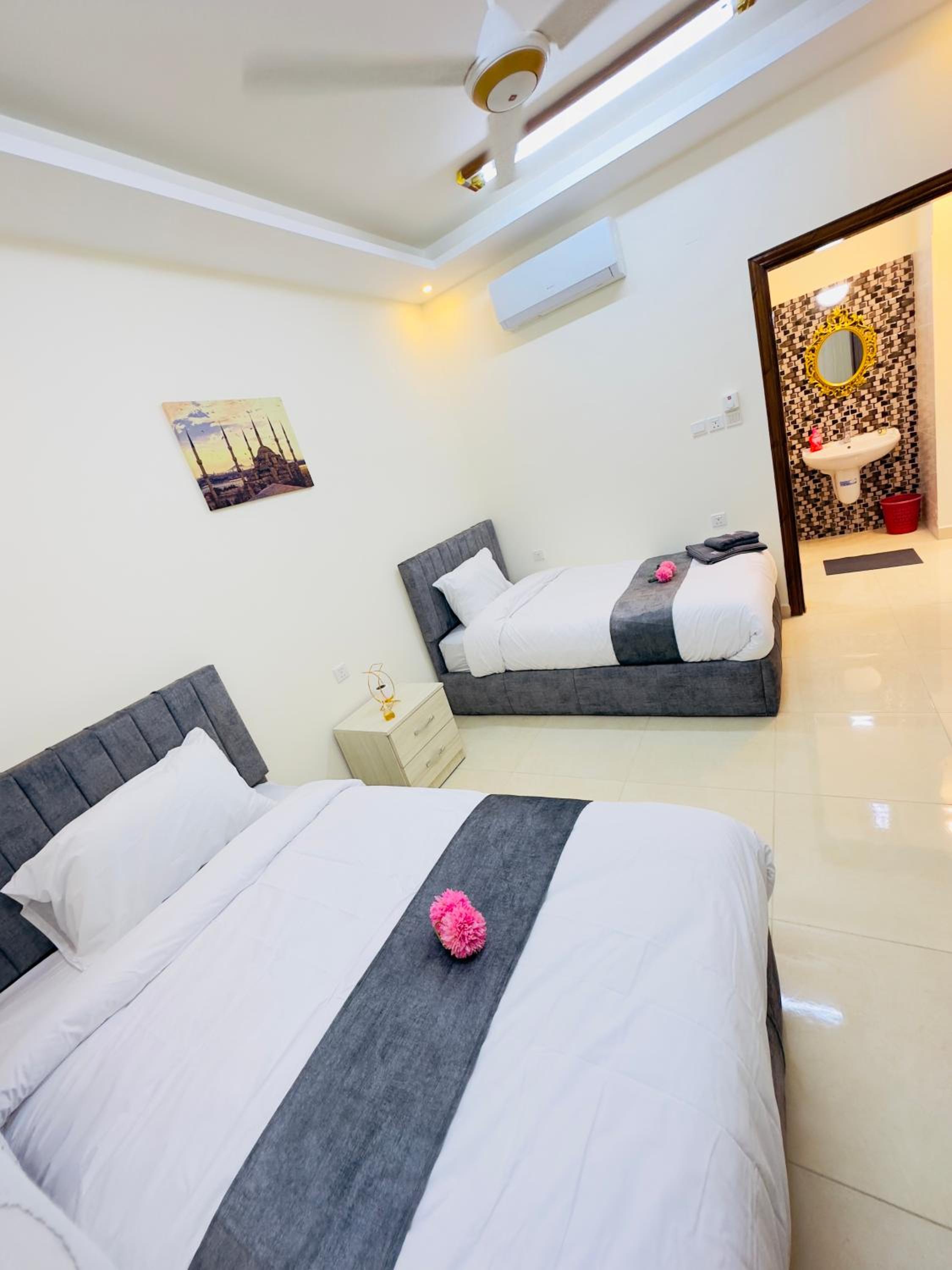 ENG-Murjan Apartment