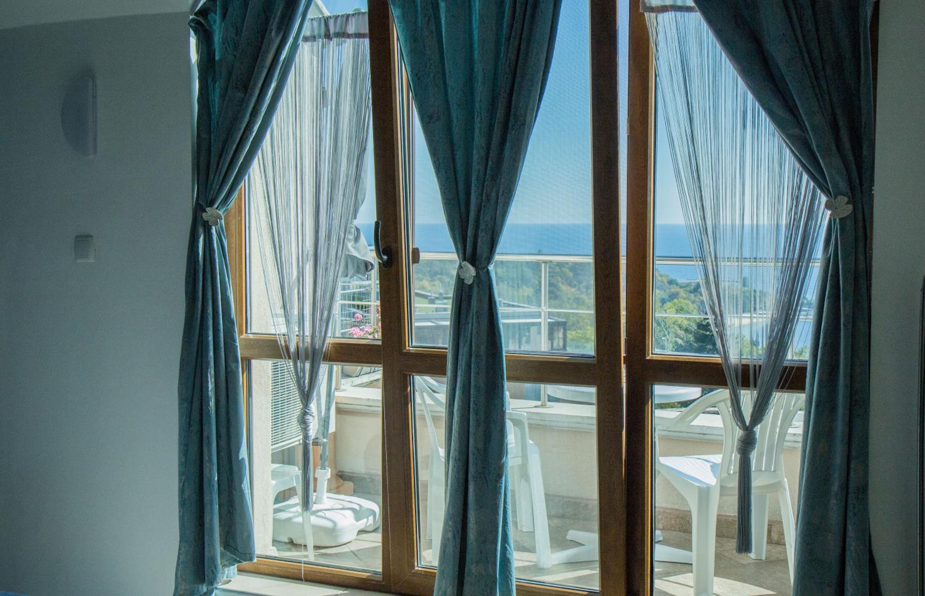 Black sea Narcissus - quiet studio with amazing sea view
