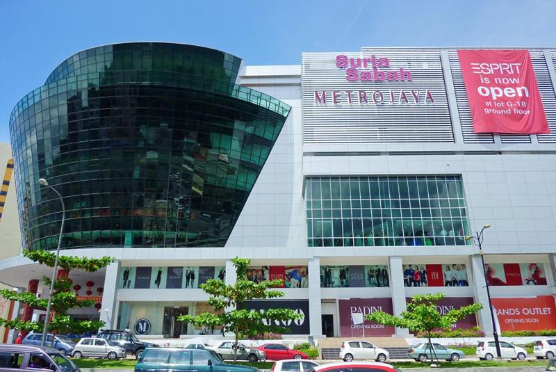 Jesselton Quay Seaview homestay with free 1 parking by StayPlace photo 3