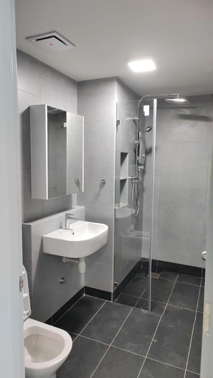 Jesselton Quay Seaview homestay with free 1 parking by StayPlace