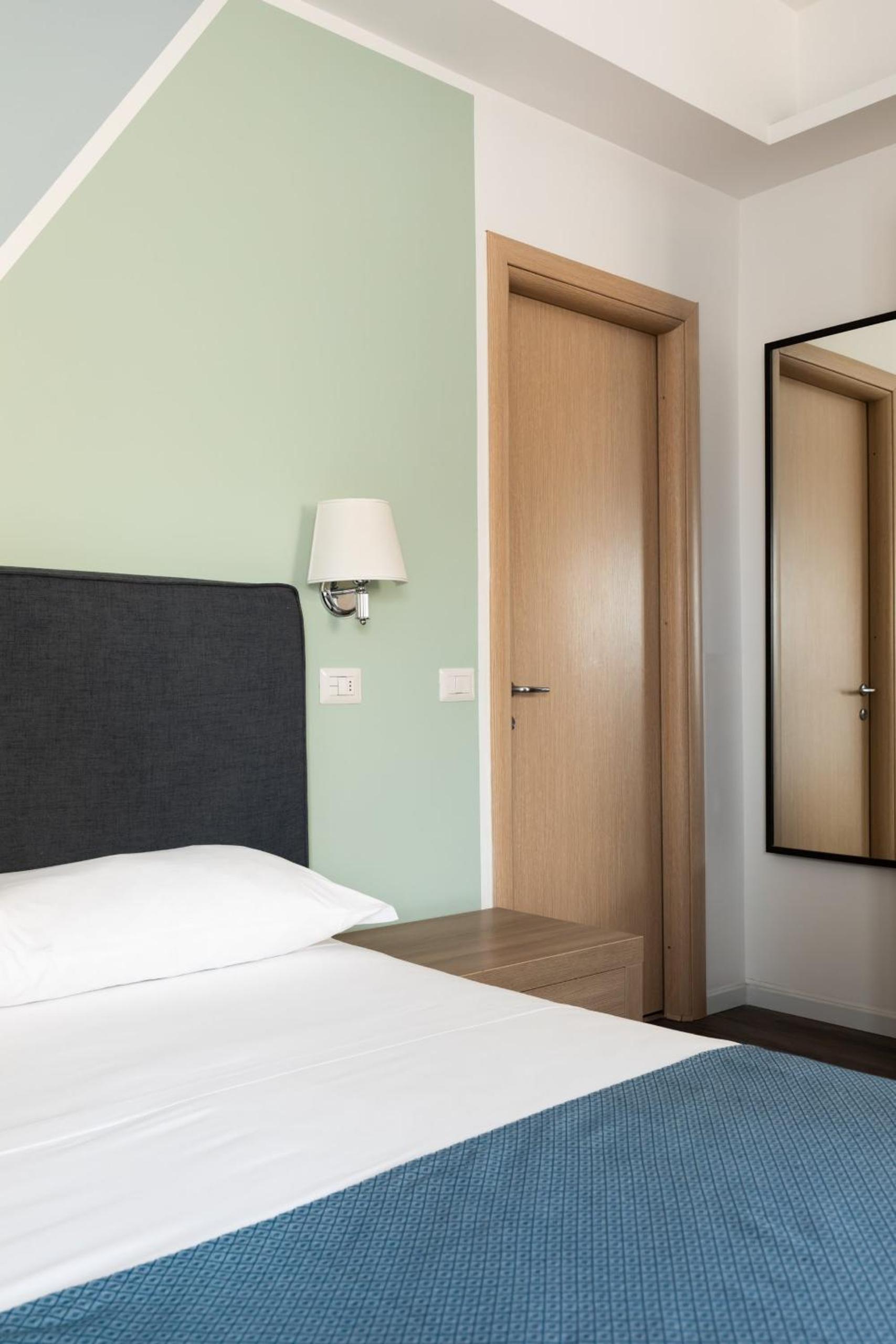 Fleming Suites by Hili
