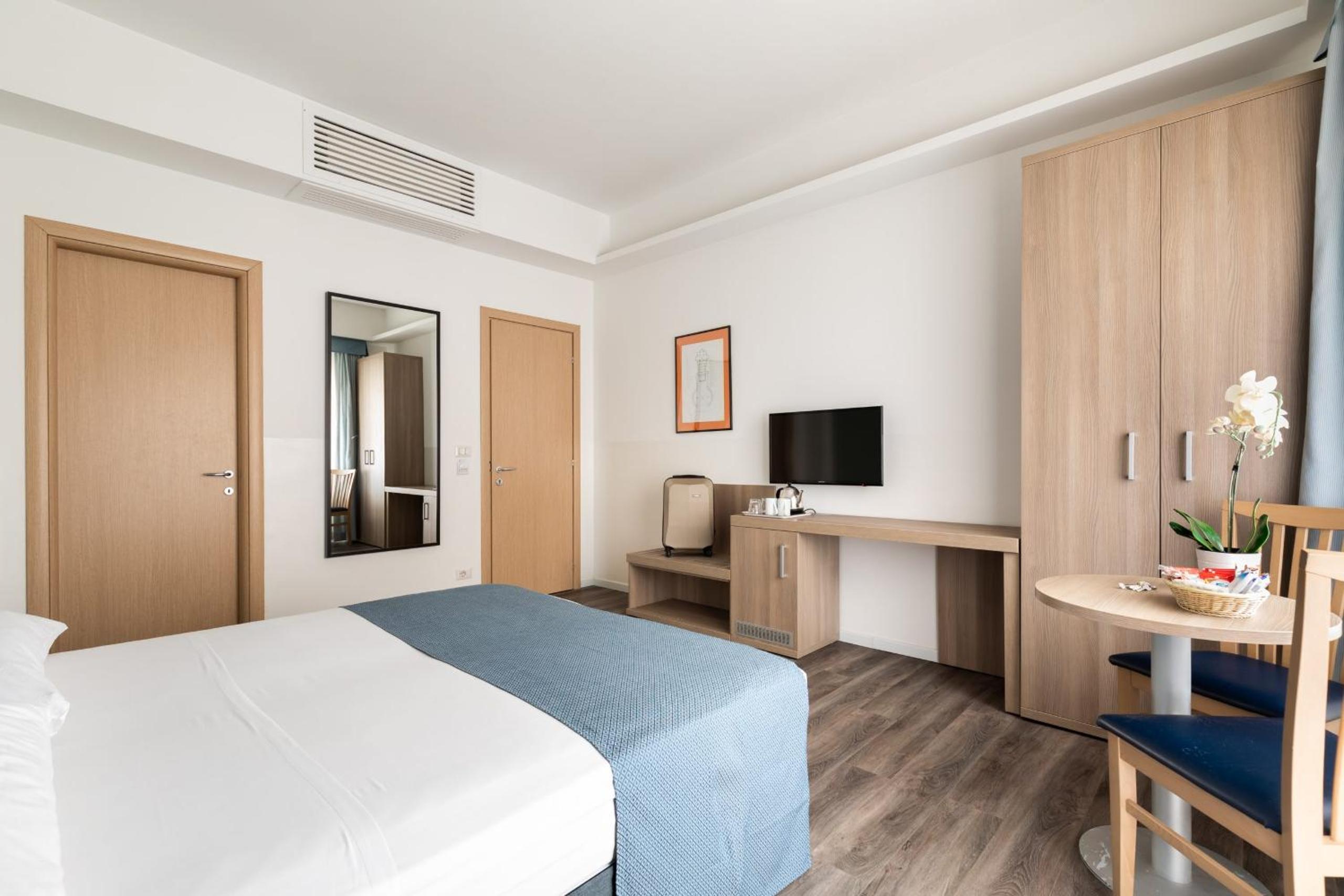 Fleming Suites by Hili
