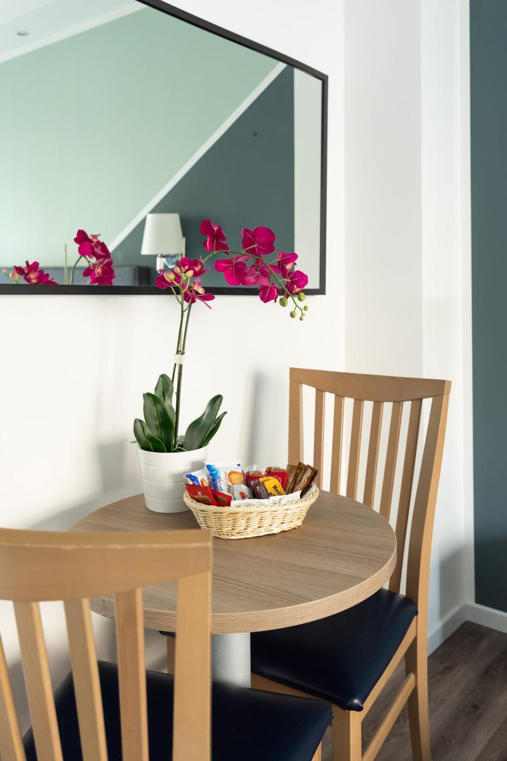 Fleming Suites by Hili