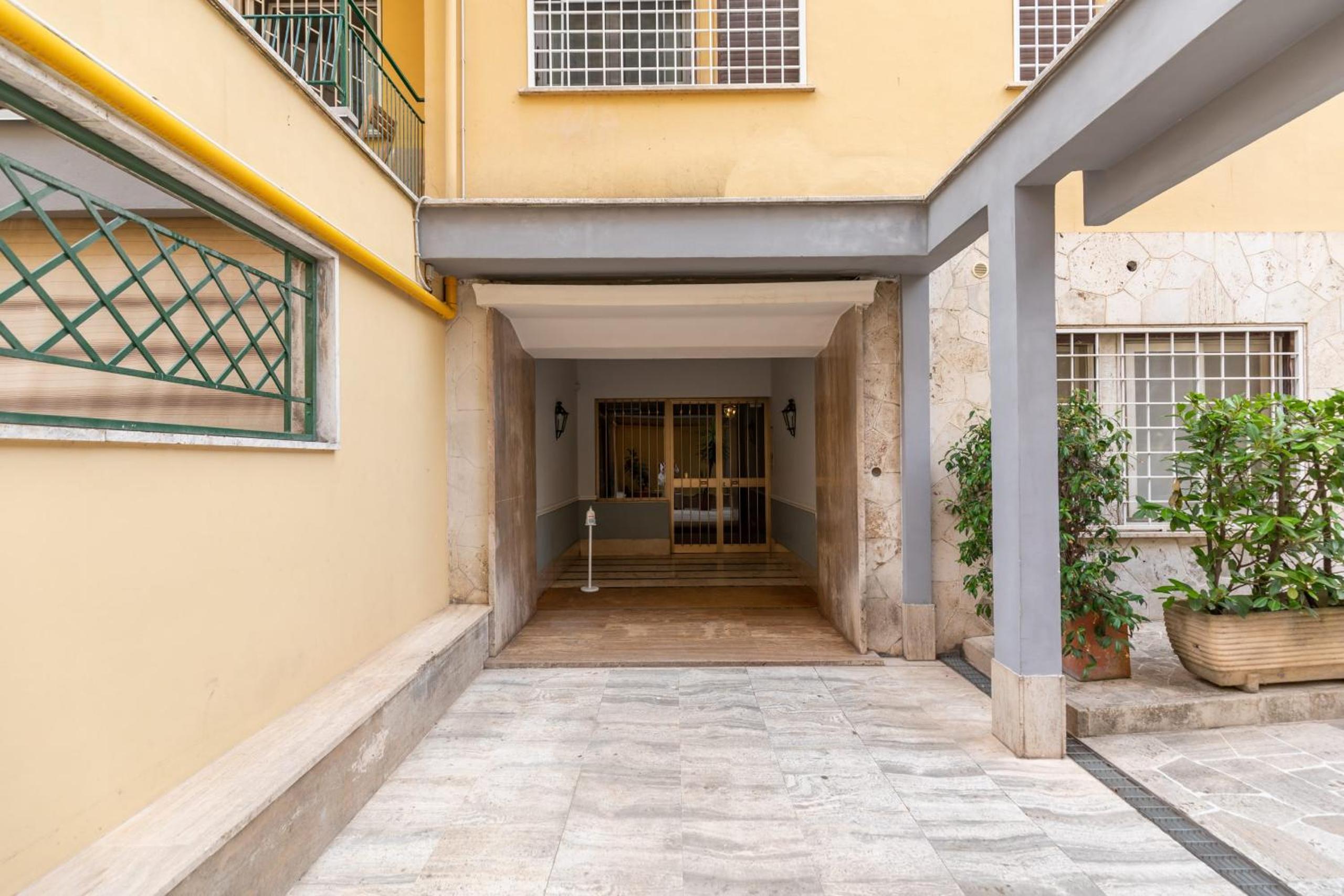 Fleming Suites by Hili