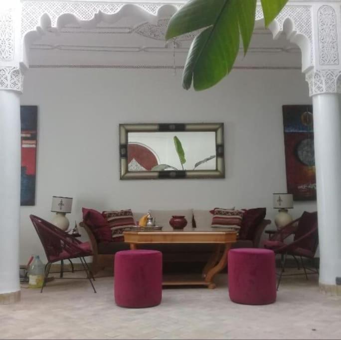 lounge