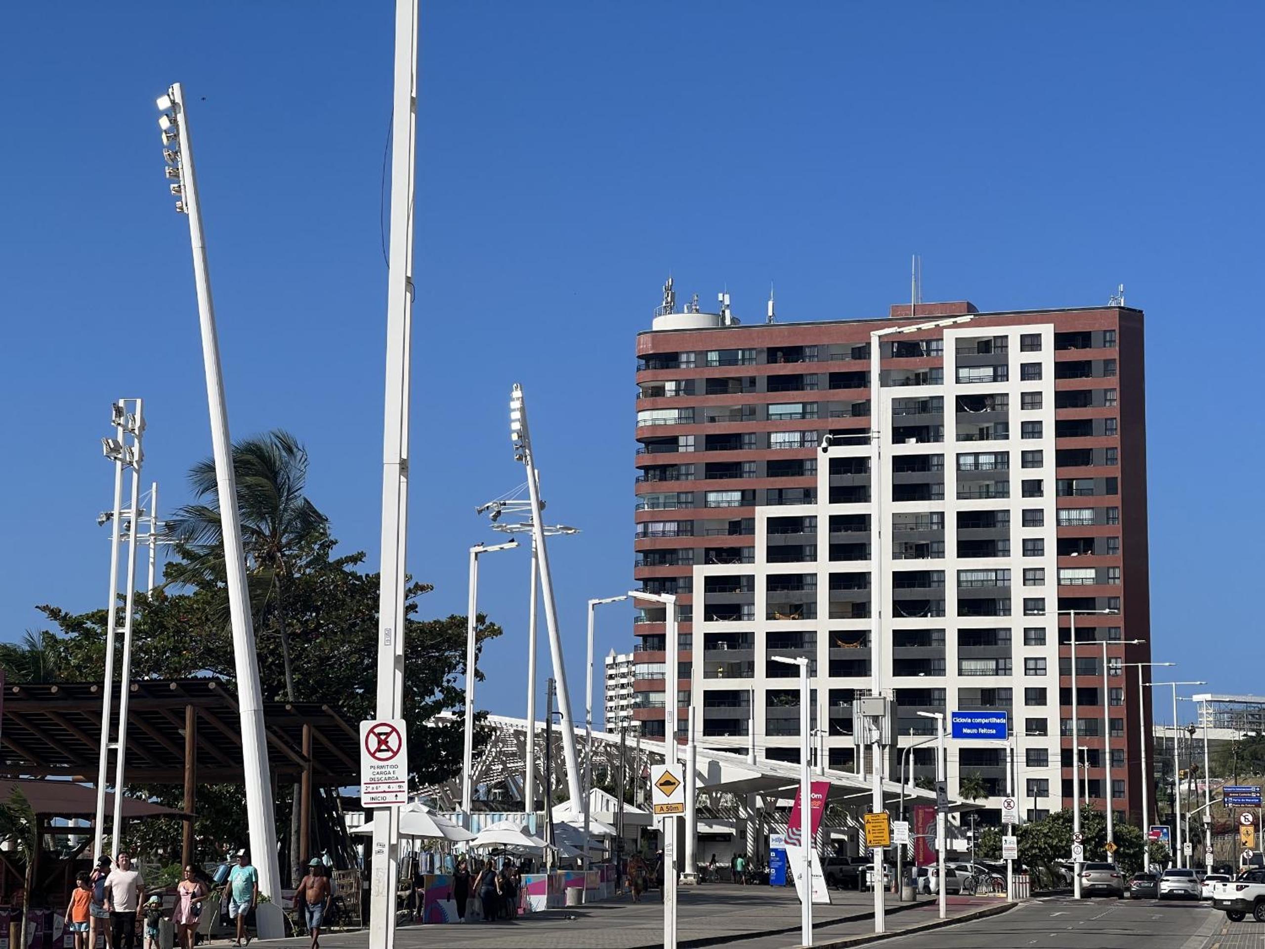 Particular Deluxe Iate Plaza view 3