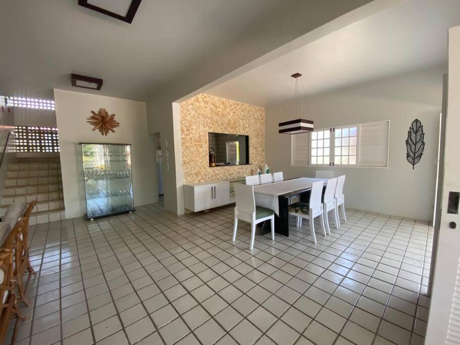 Carneiros Luxury Beachfront Condominium 20 ppl