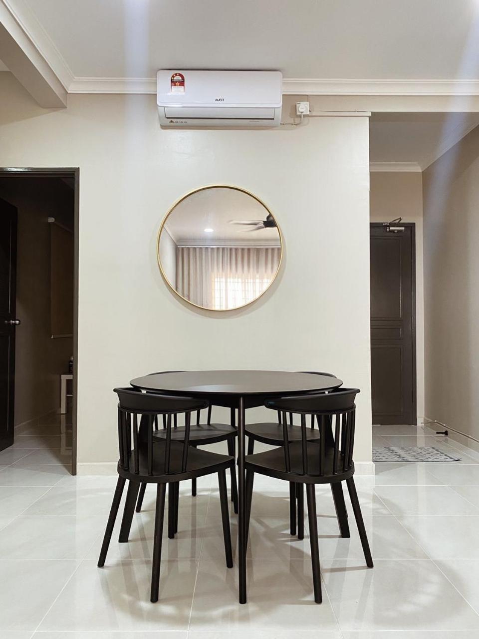 Seaview apartment