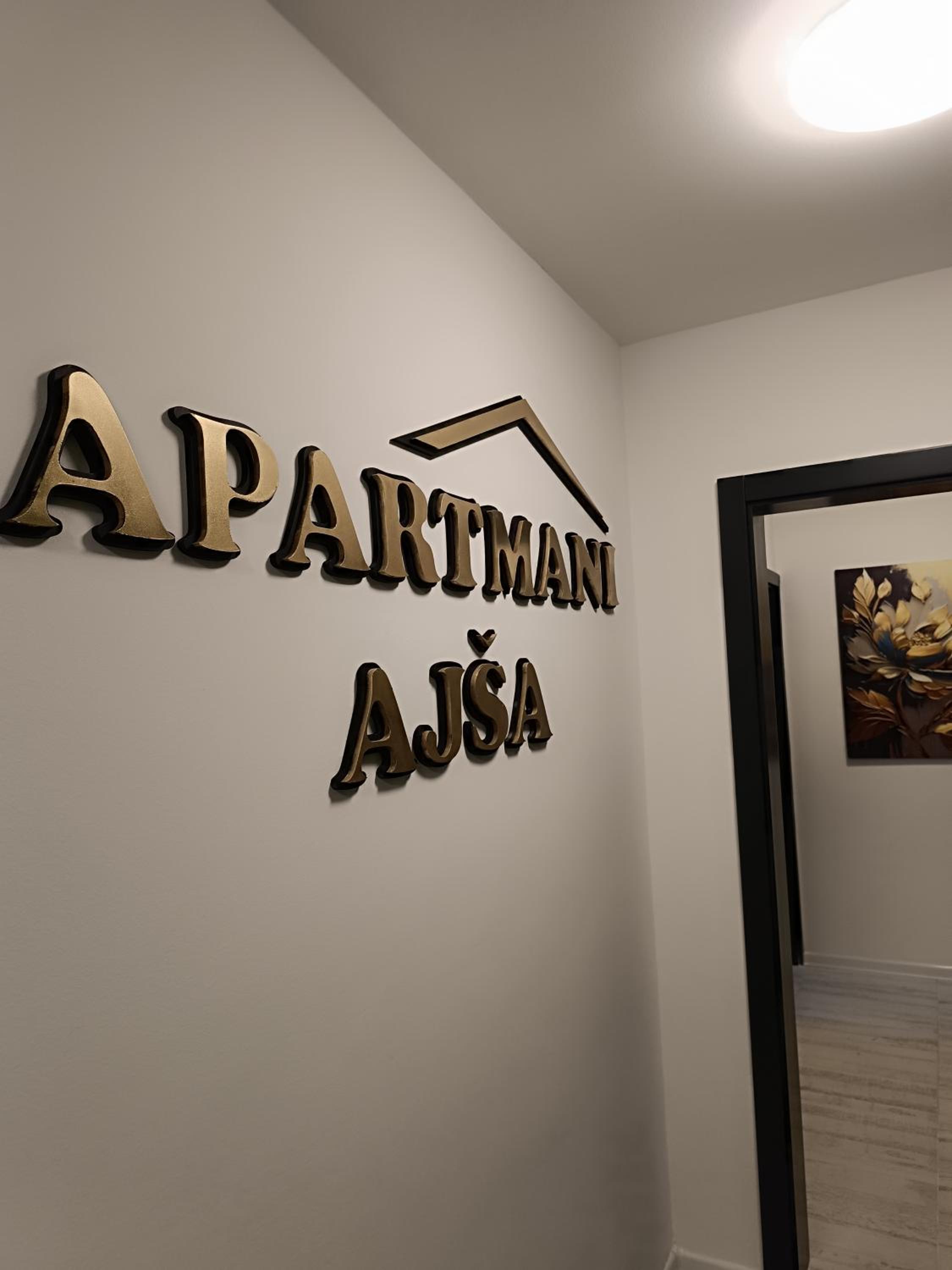 Apartments Ajša