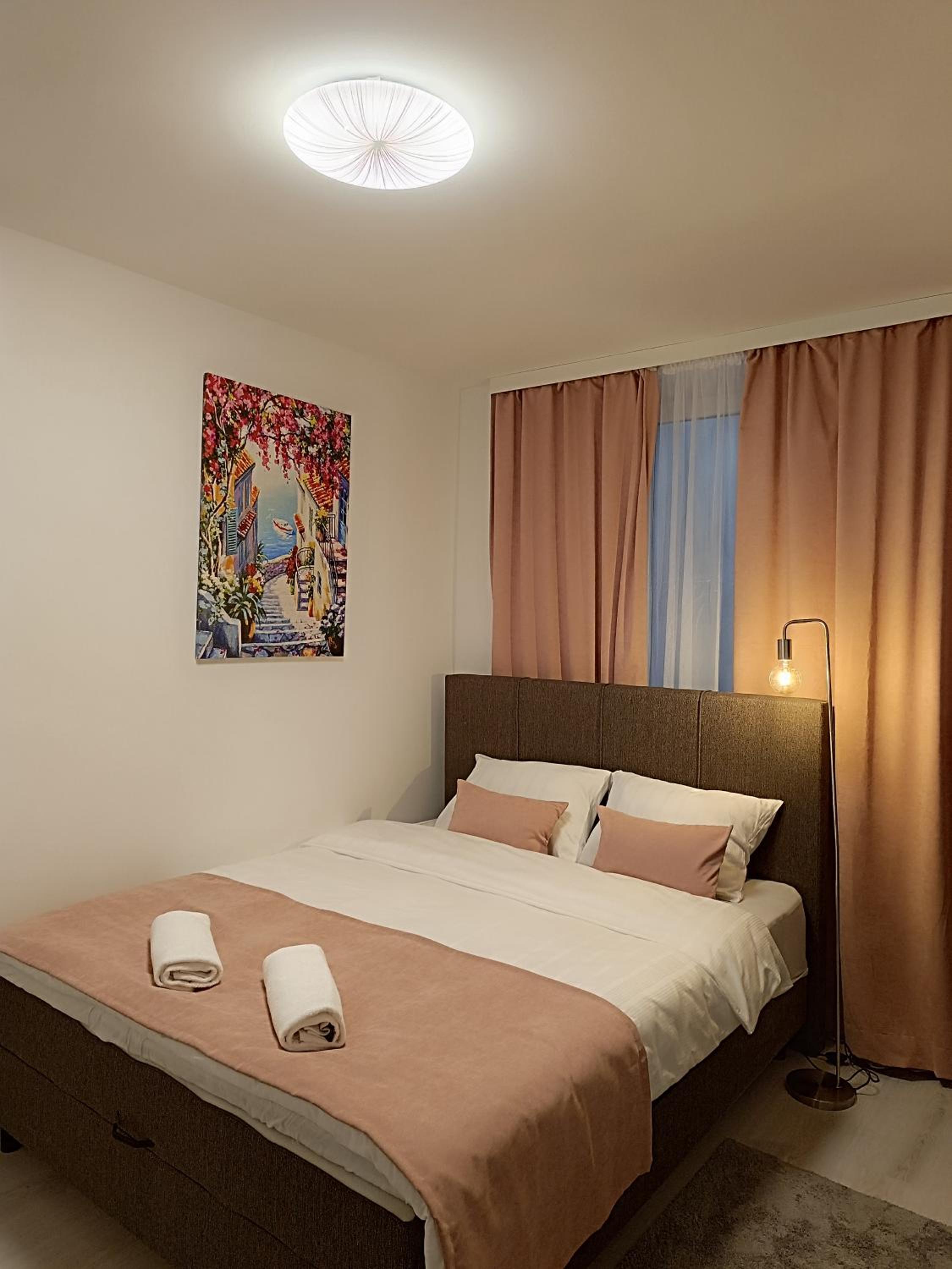Apartments Ajša