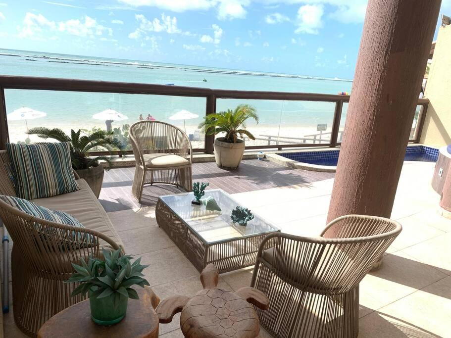 Condomínio Barra Bali apartamento térreo de frente para mar