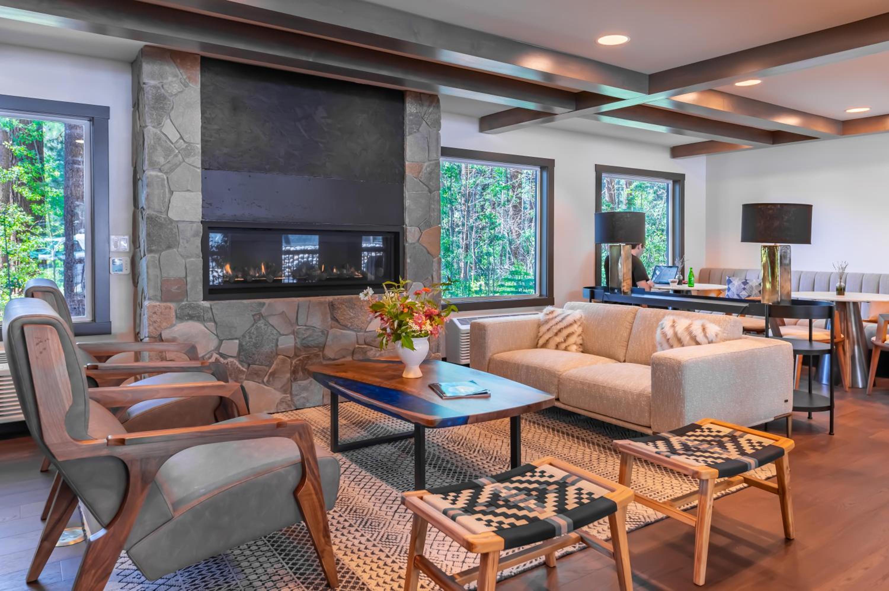 Lake Tahoe Vacations - The Incline Lodge - Property Image 16