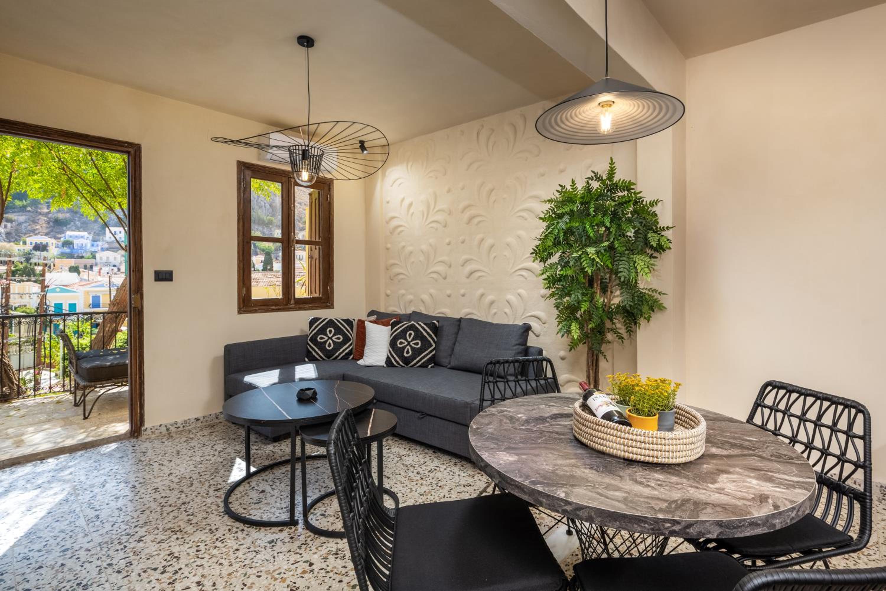 Townhall Apartment