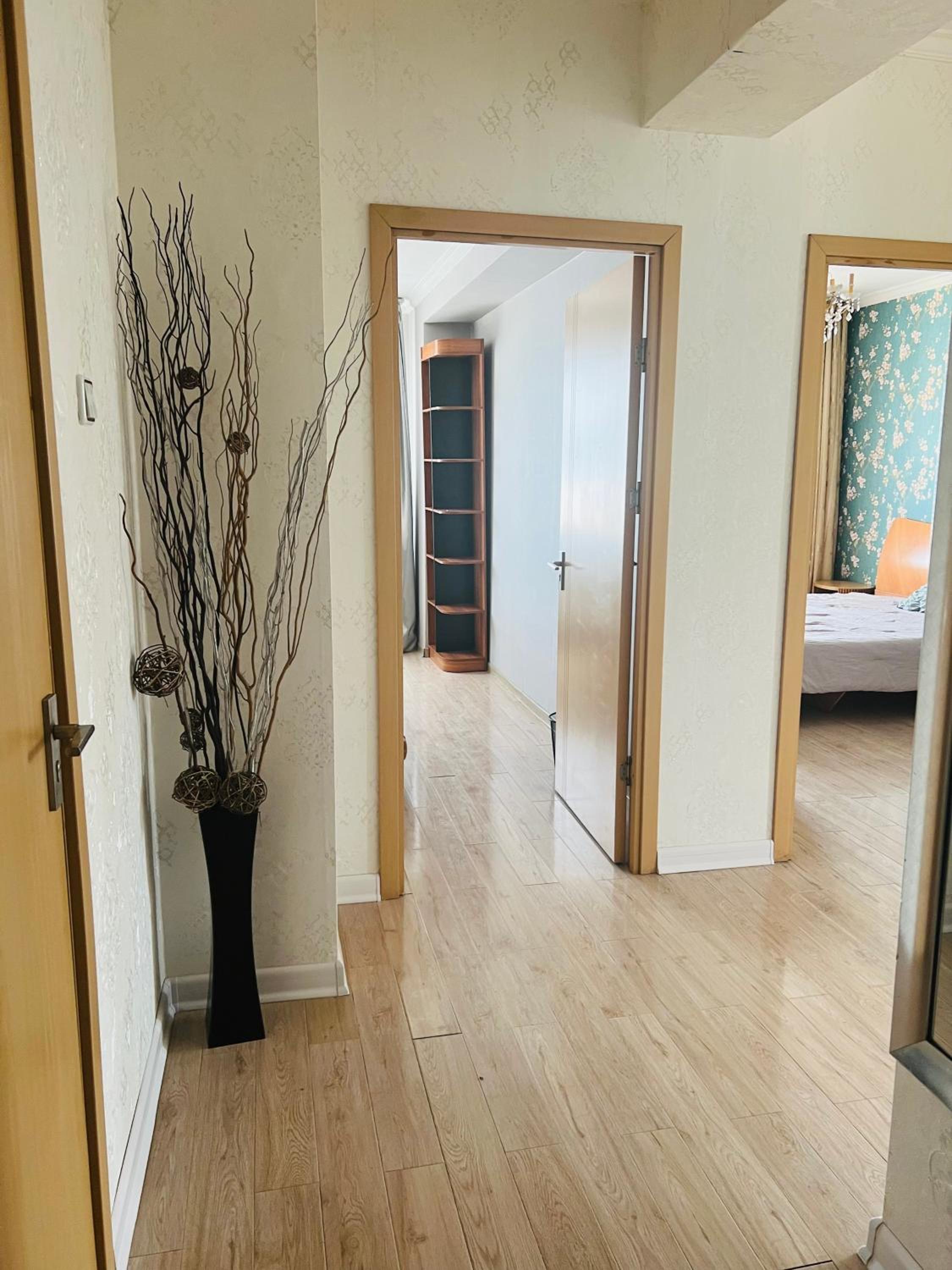 Live like a rock star in UB! view 4
