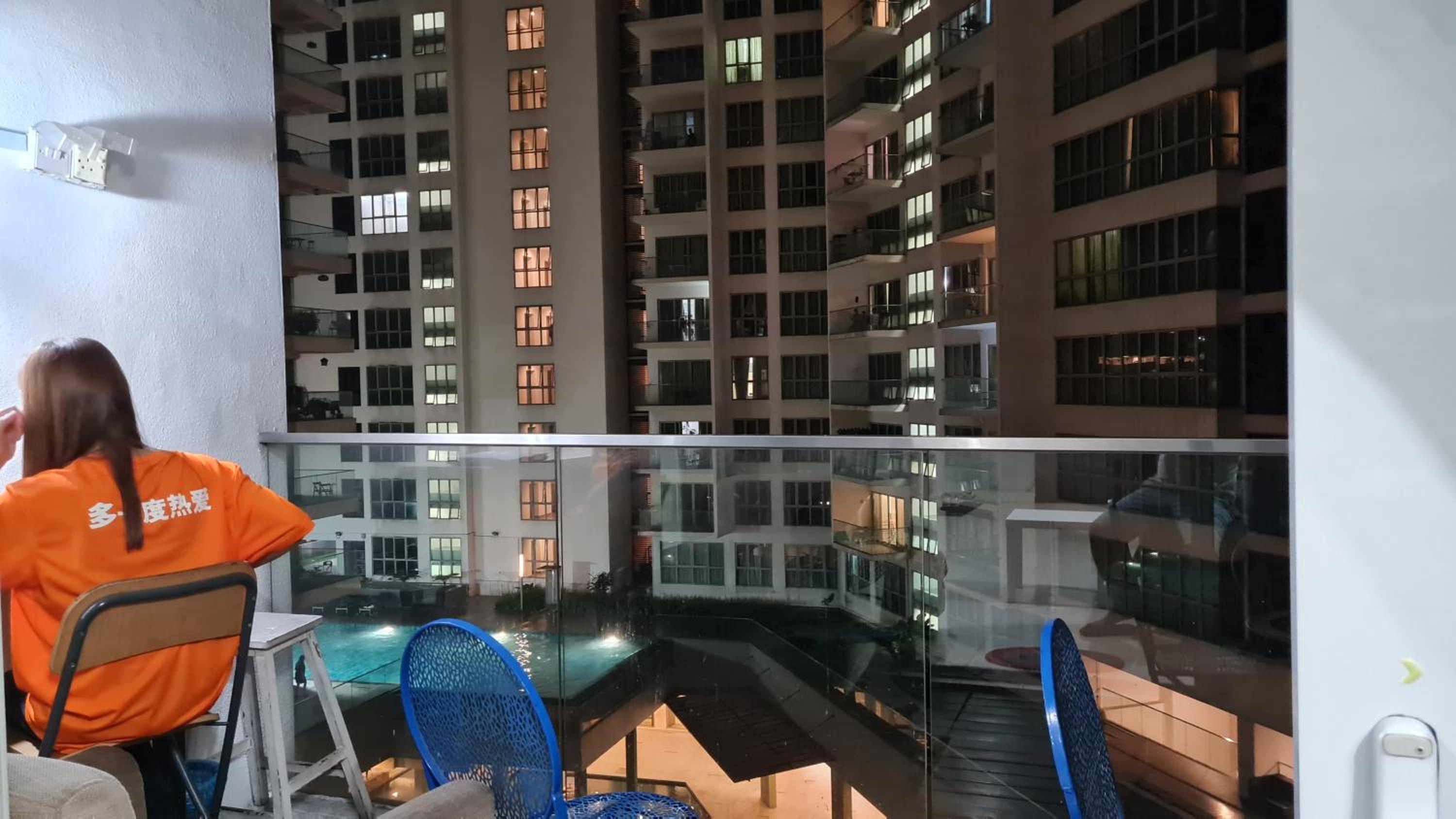 Hostel At Regalia Sky Pool