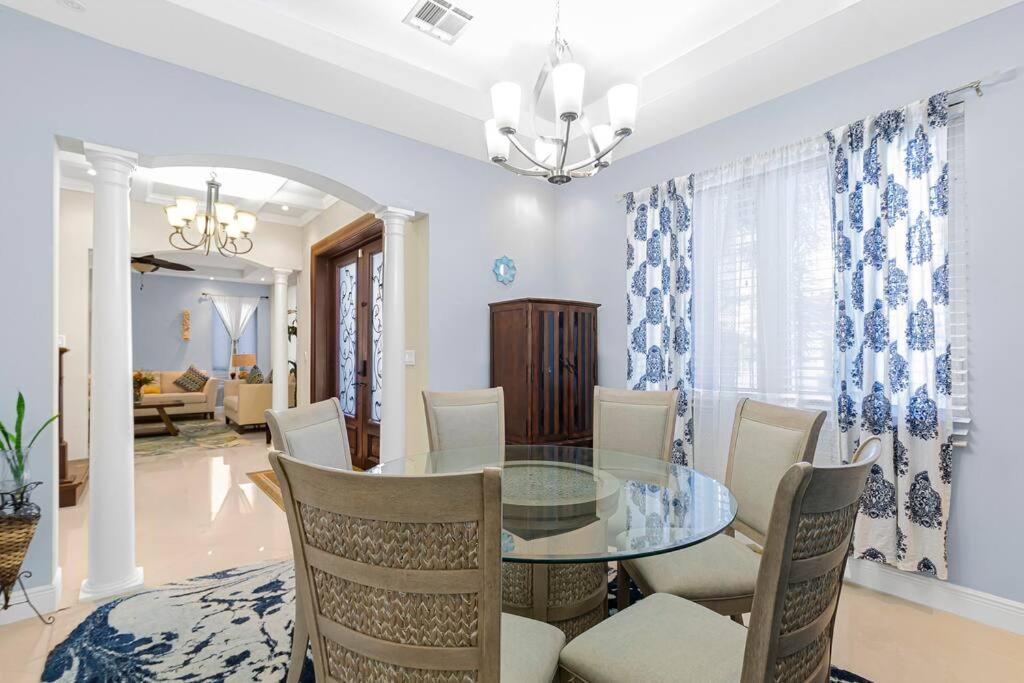 Blu Diamond Luxury Estate Home