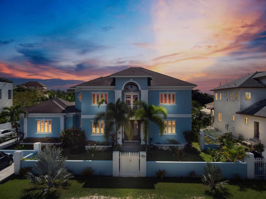 Blu Diamond Luxury Estate Home
