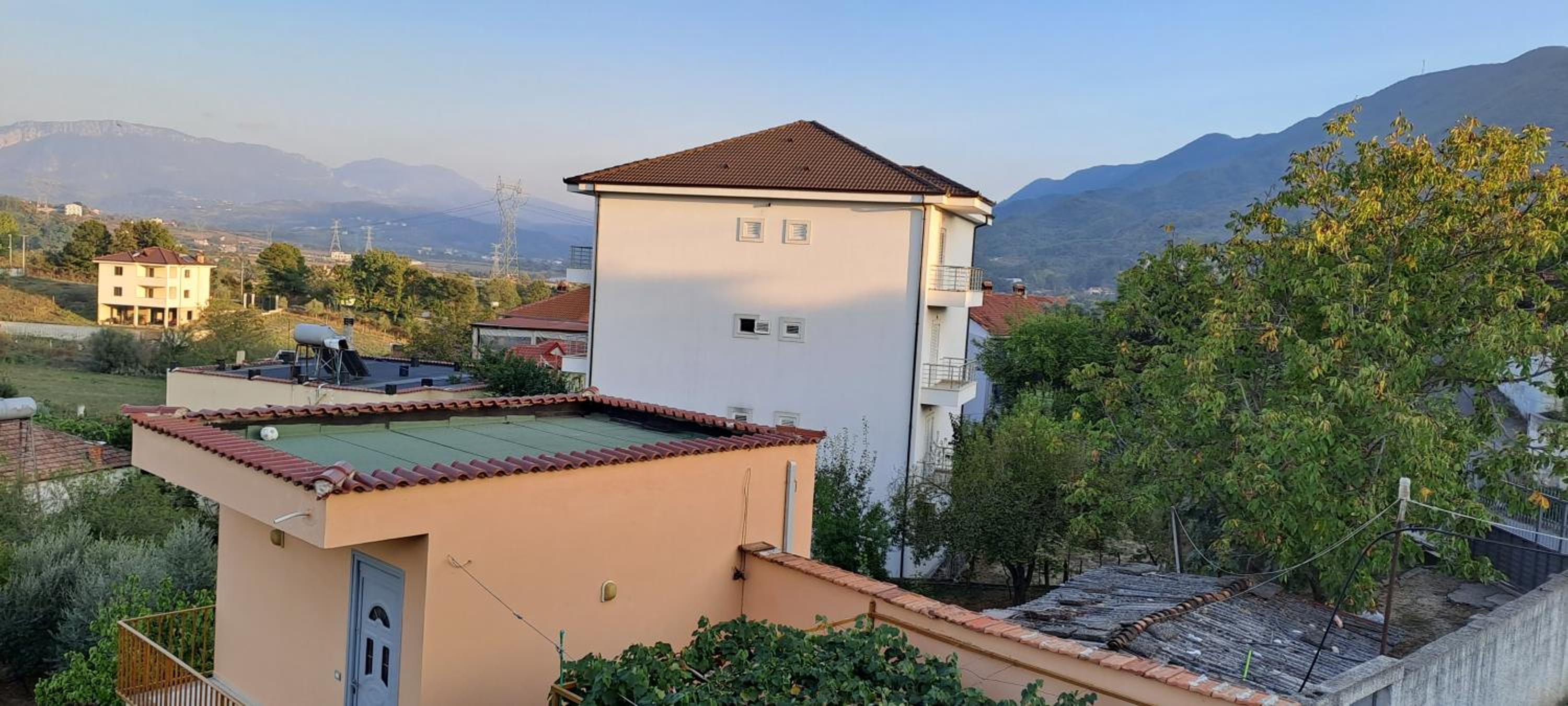 Tirana country apartment