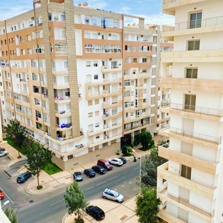 somptueux studio pour la location saisonnière dans une résidence avec piscine et ascenseur view 3