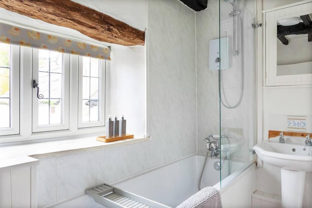 Period Charm in the heart of the Cotswold's