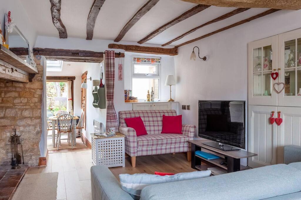 Period Charm in the heart of the Cotswold's