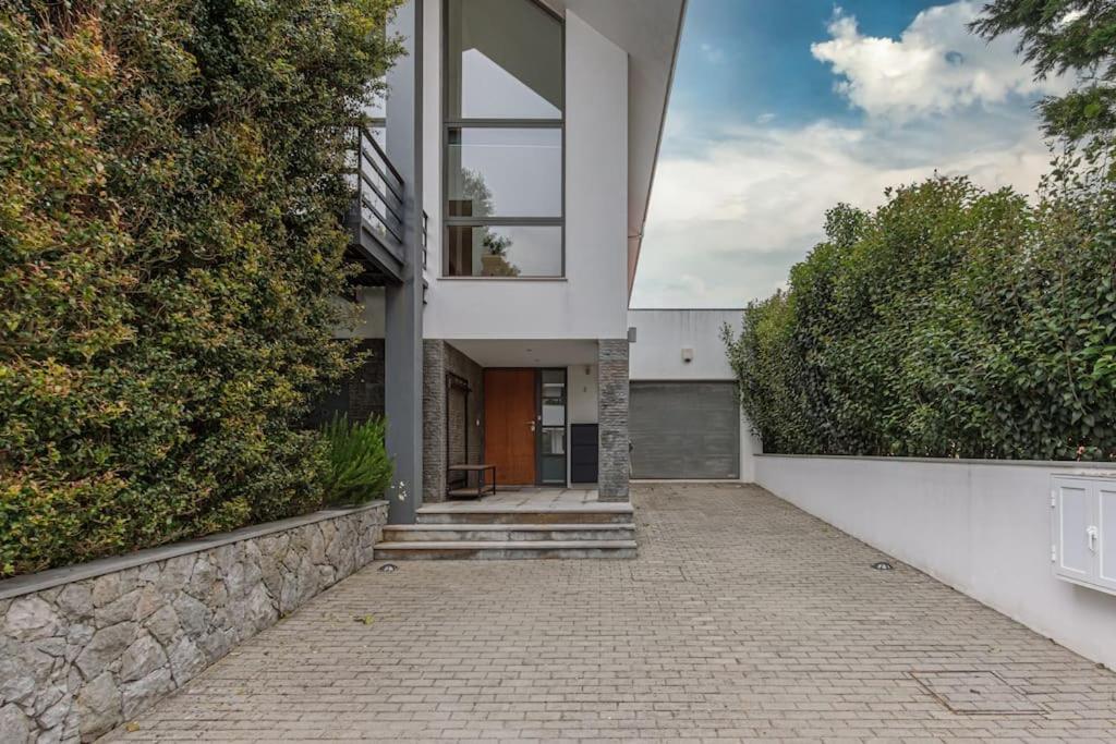 Equinox: Elegant w/pool next to golf & Sintra view 4