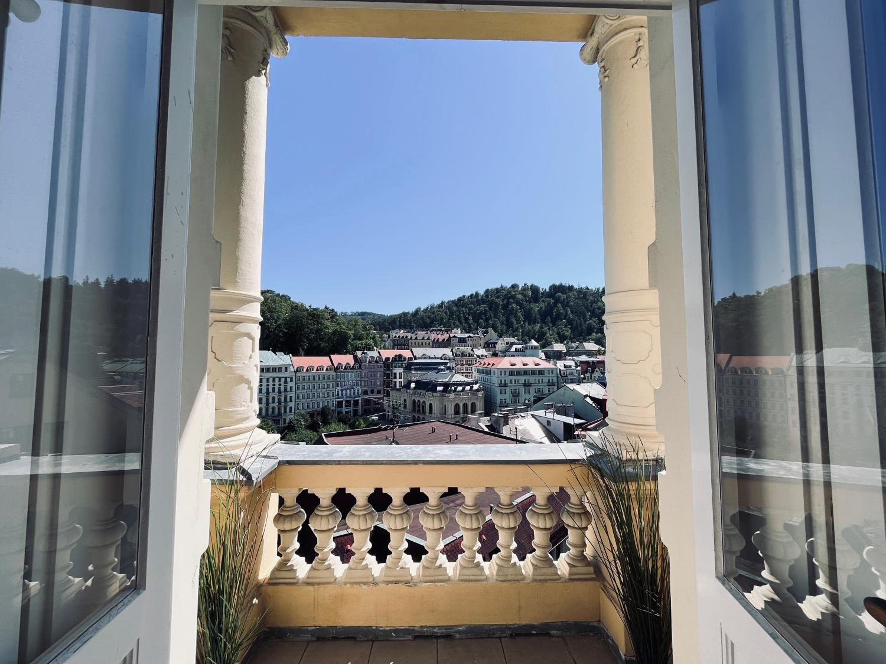Bohemian City - Amazing View, Garage