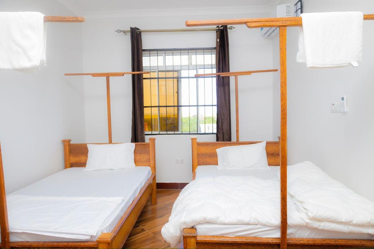 Mangi Mangi Accomodation view 5