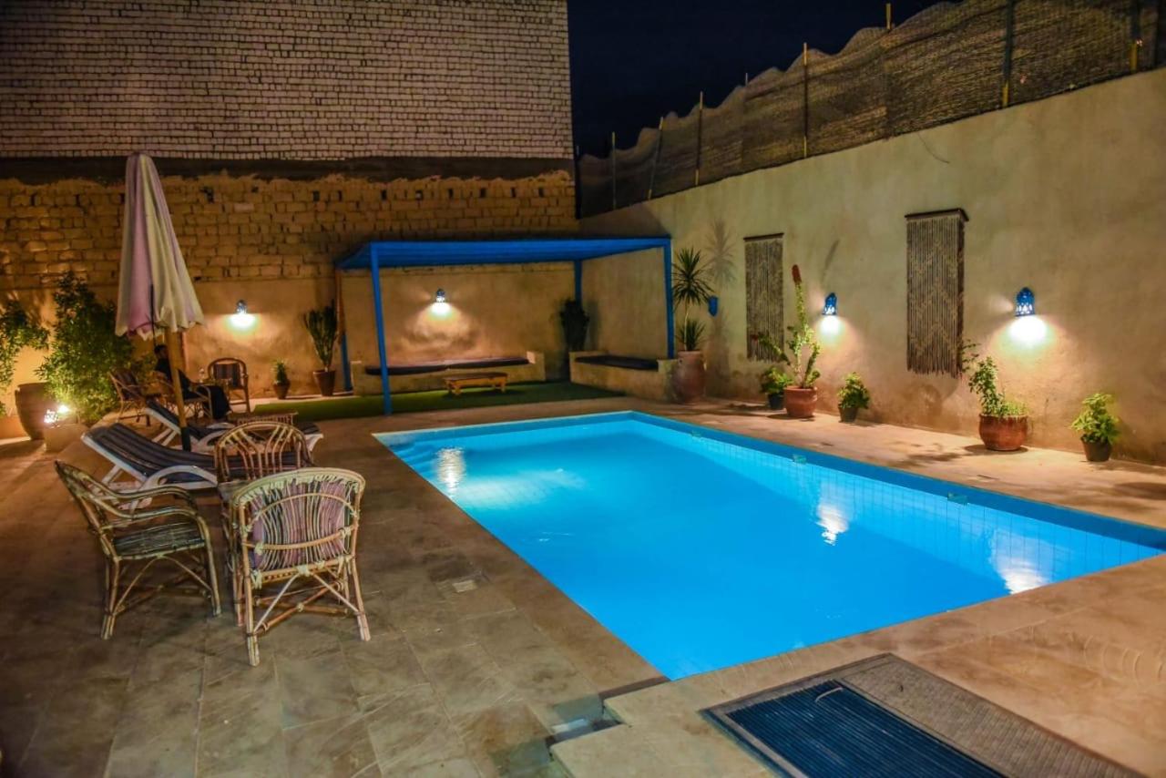 Tunis village