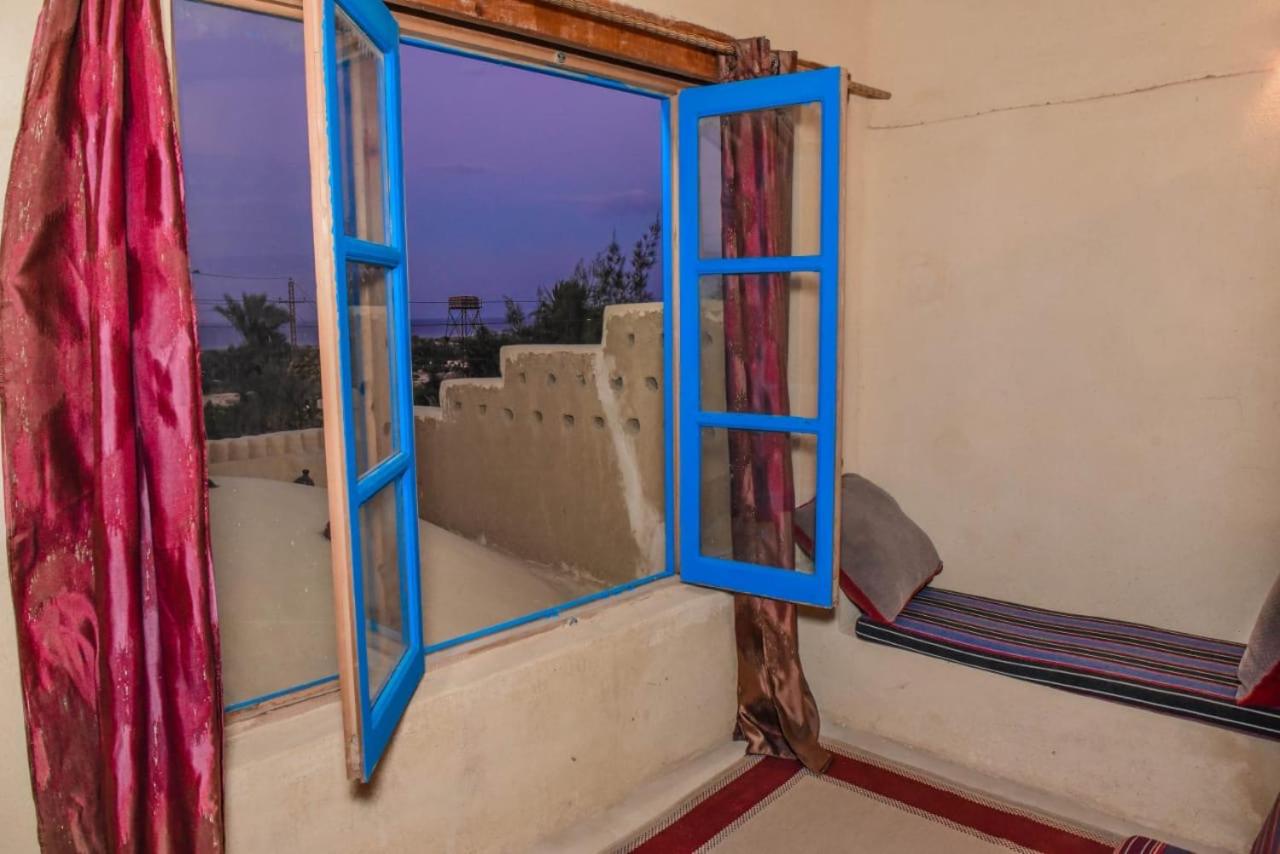 Tunis village