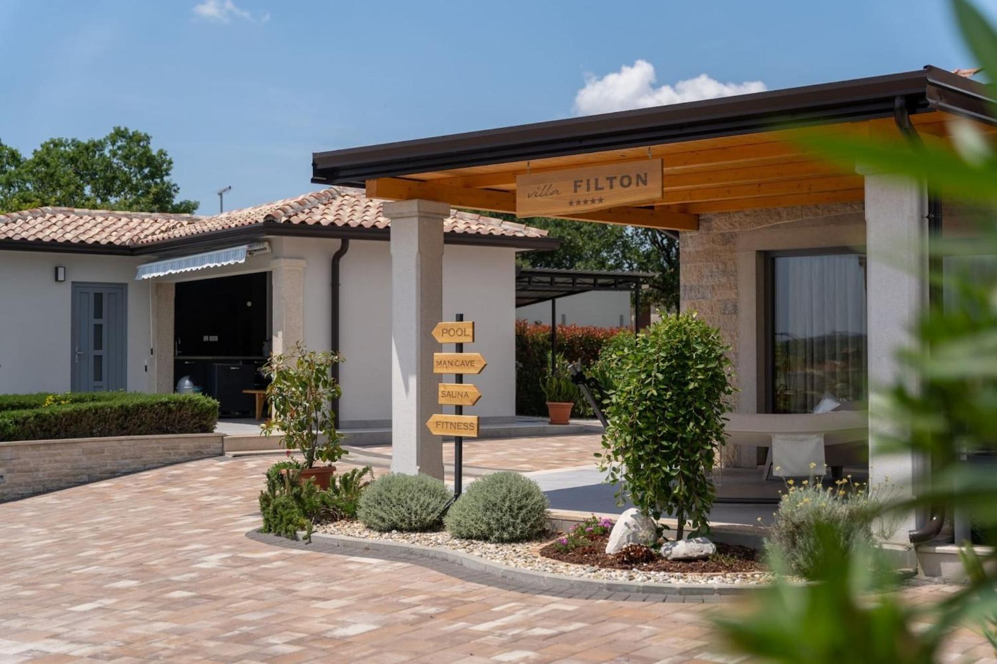 Family villa Filton with wellness in Vizinada view 3