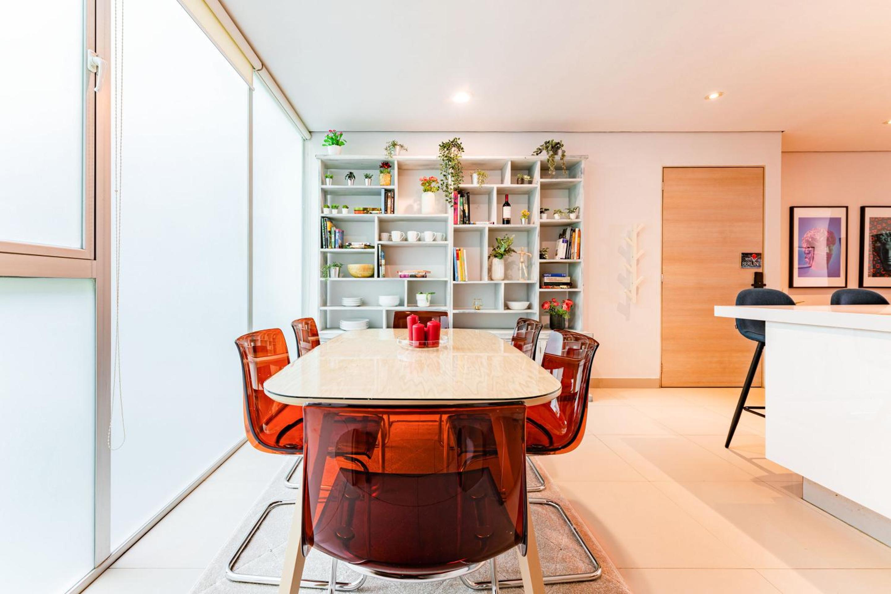 Trendy La Roma Condo with Parking & Patio photo 2