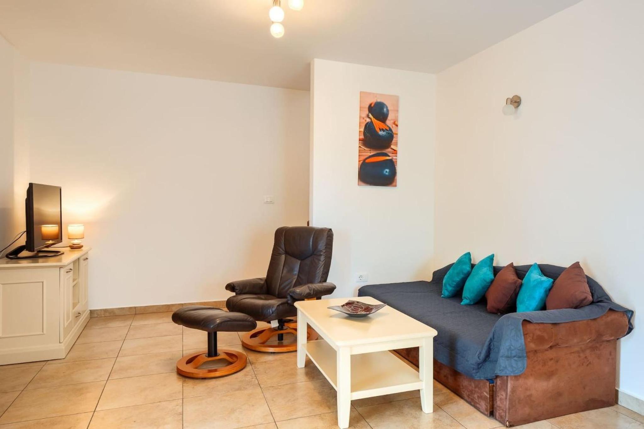 Rustic villa Casa Mate with 2 bedrooms in Tinjan view 5