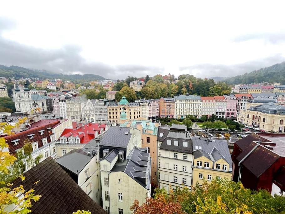 Bohemian City - Amazing View, Garage