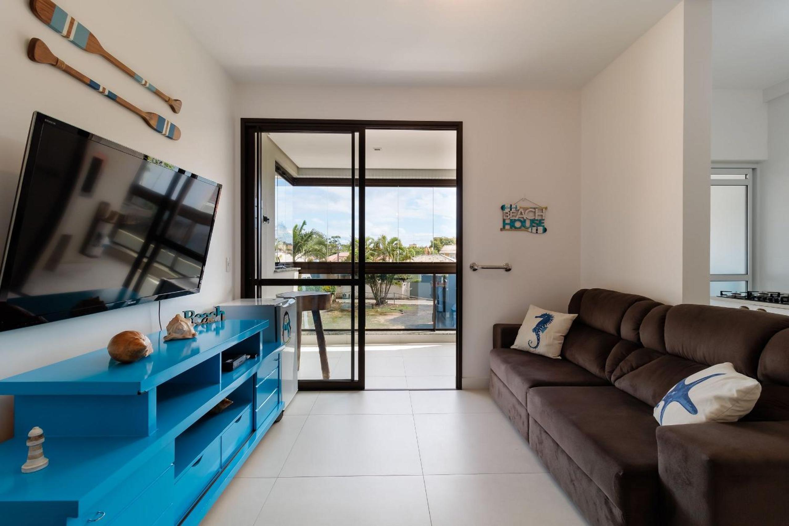 Apartments with pools 200m from the sea Floripa-SC ADC