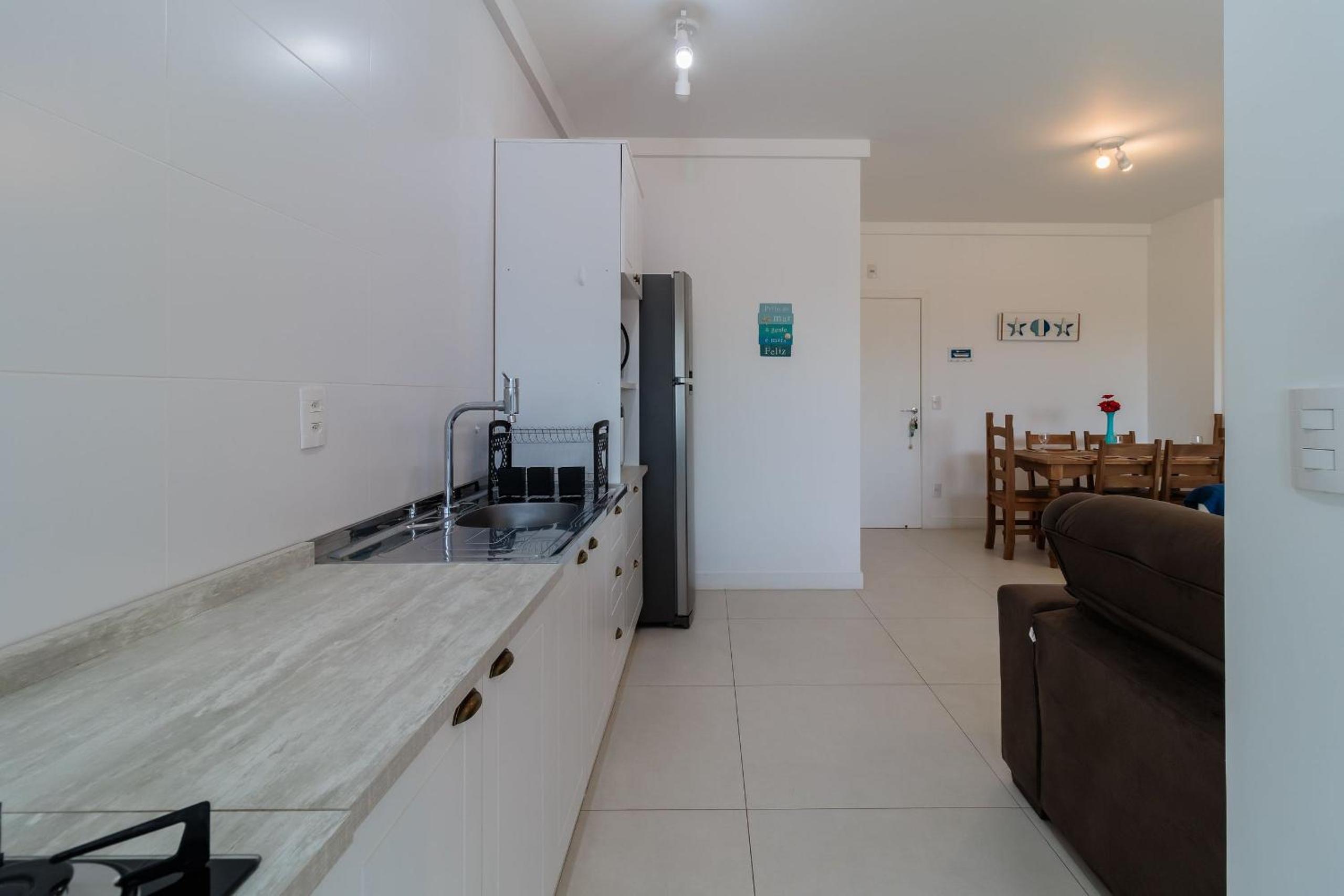 Apartments with pools 200m from the sea Floripa-SC ADC
