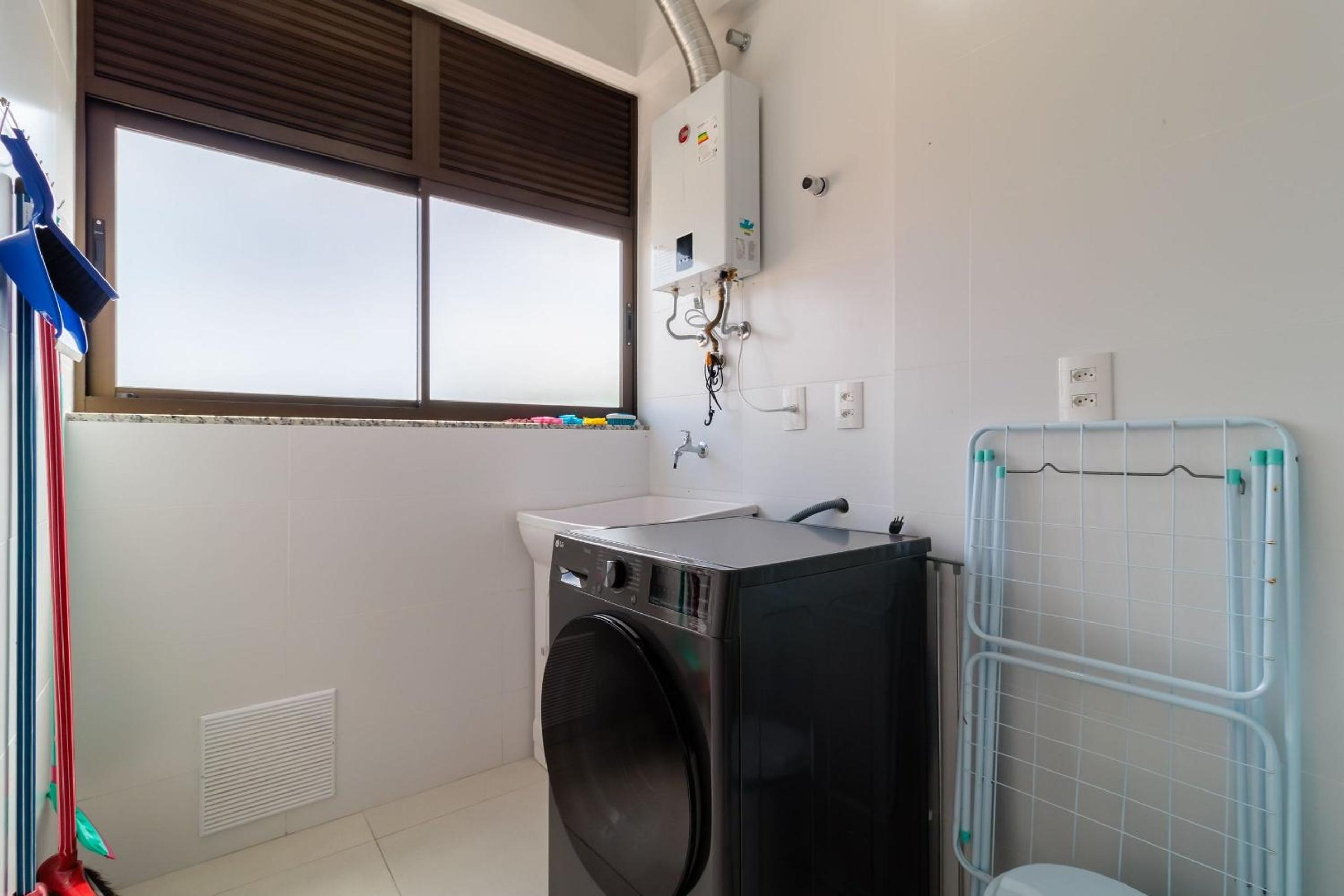 Apartments with pools 200m from the sea Floripa-SC ADC