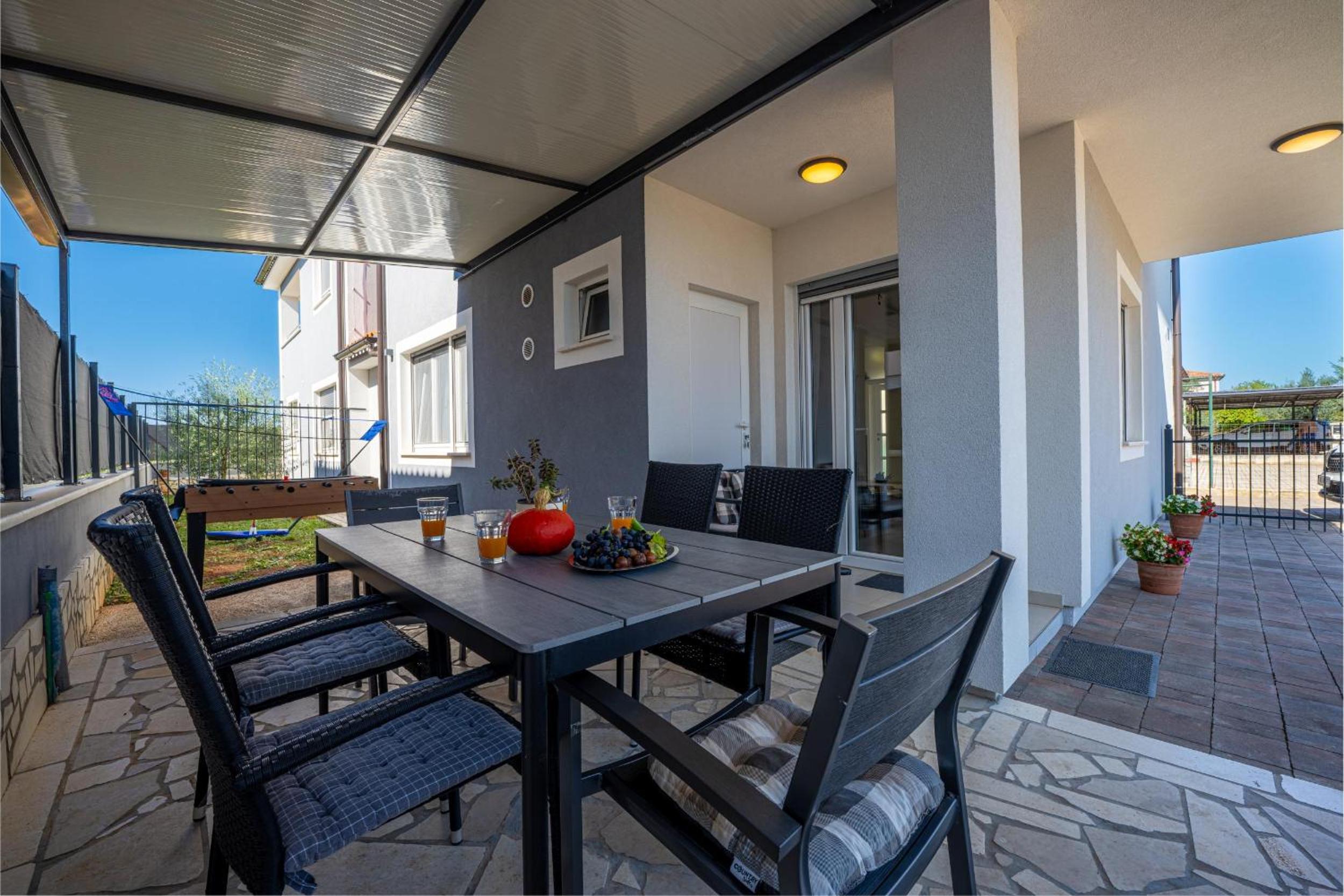 Holiday house Gracijela view 3
