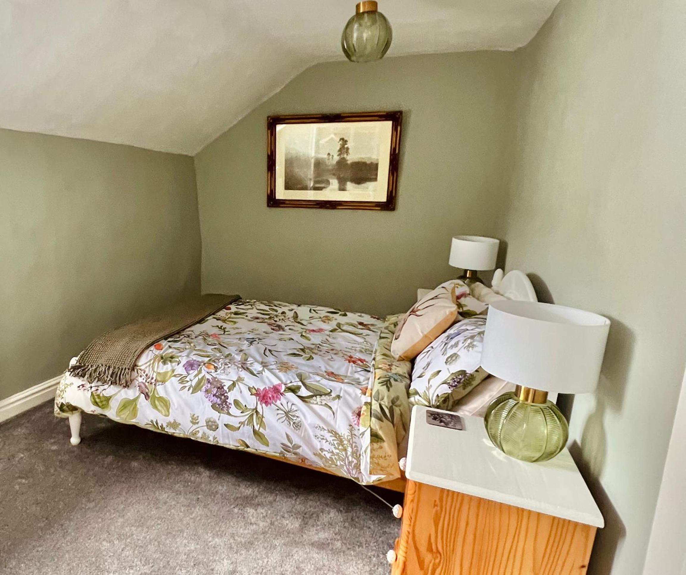 Honeysuckle Cottage