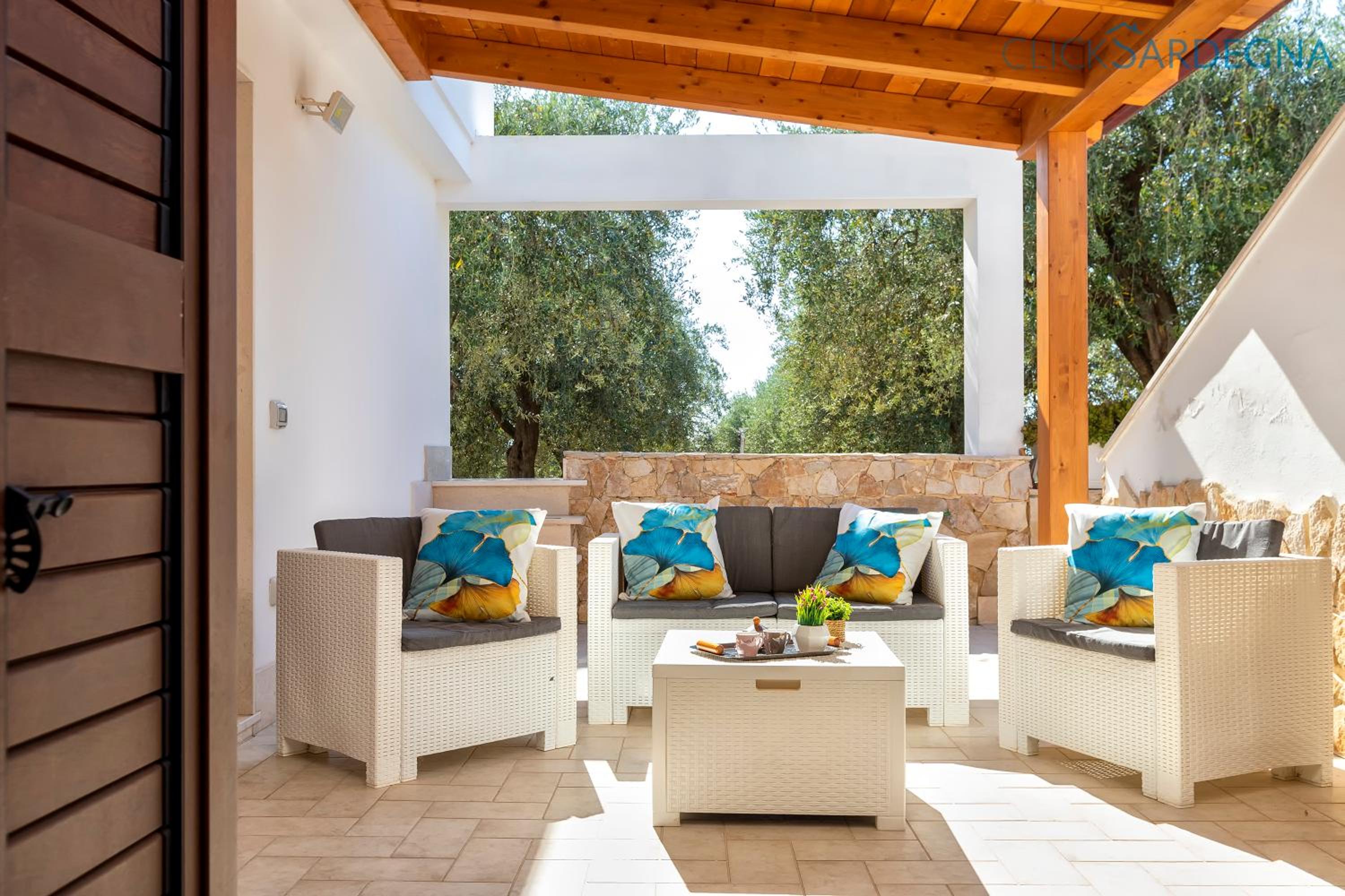 ClickSardegna Villa Brionis sea view, 7 bedrooms, 5 bathrooms and 3 kitchens view 3