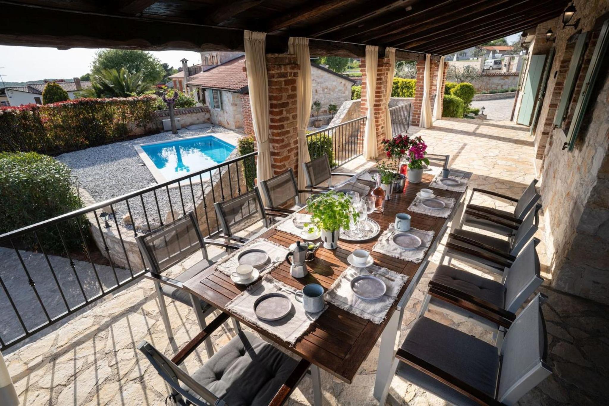 Rustic villa Amyra with pool and grill in Porec view 5