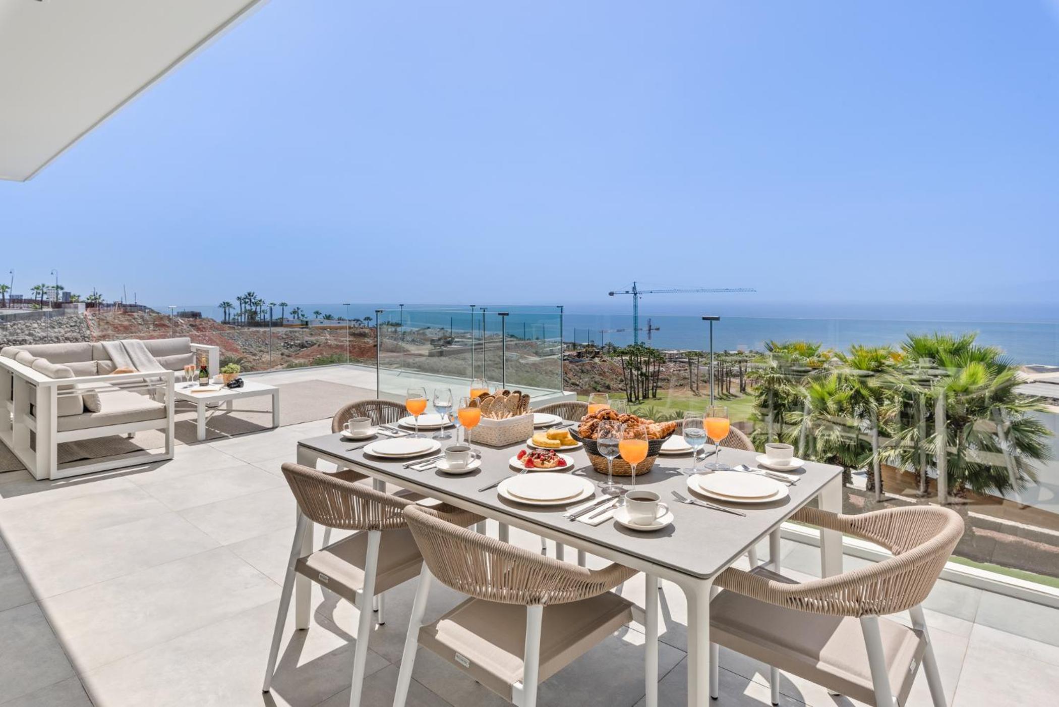 Karat Villa Zambrano